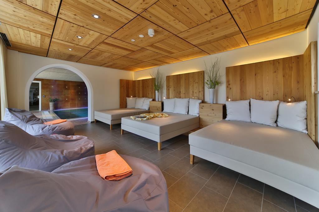 Zedernhof Gesundheits- & Wellnesshotel Stamsried Exterior photo